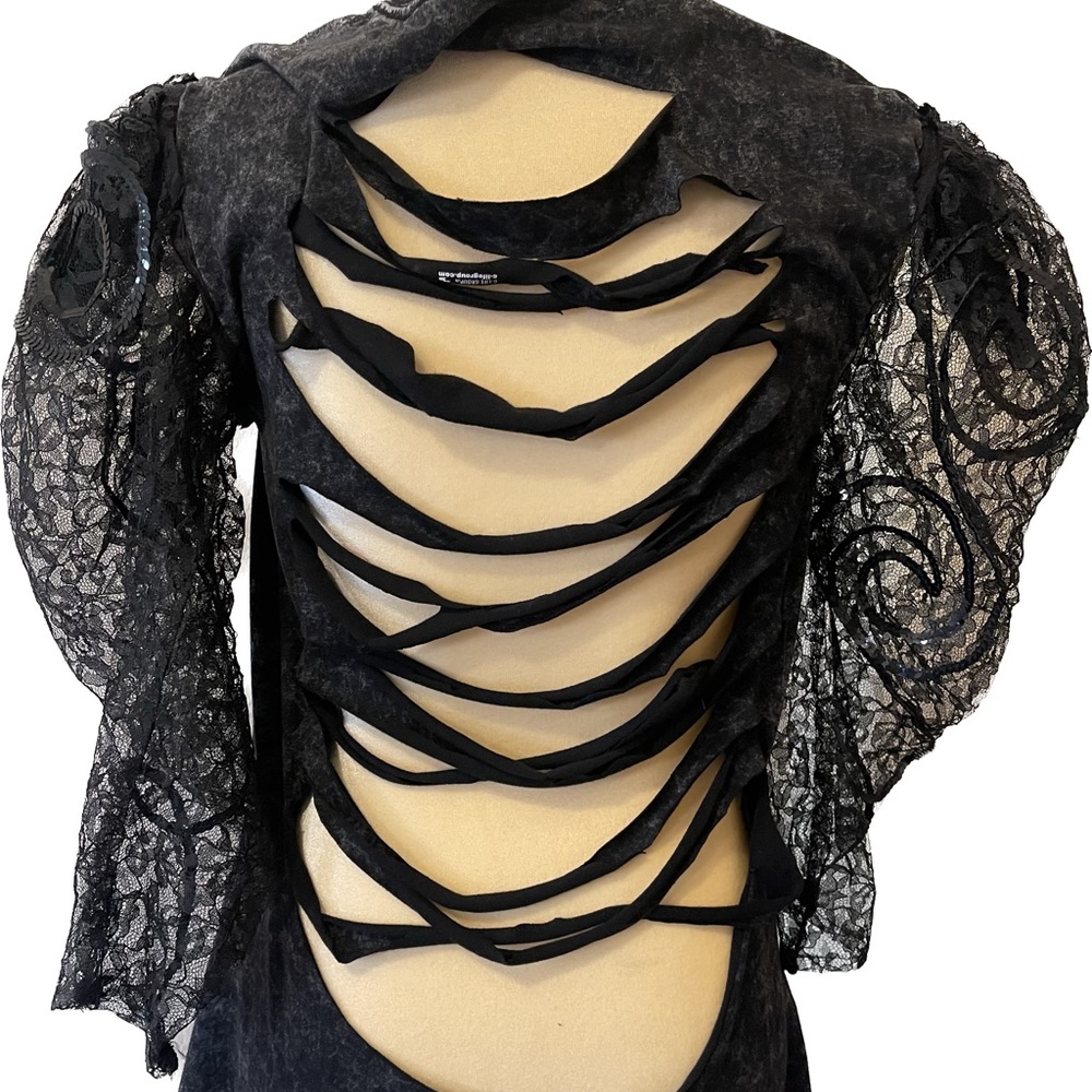 Def Leppard Lace - Picture 2 of 2